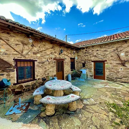 Casa * Curillas